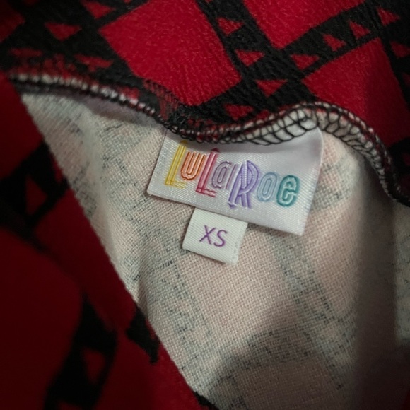 𝅺⭐️ 3/$25 ⭐️ LuLaRoe Cassie Size XS - Picture 3 of 3